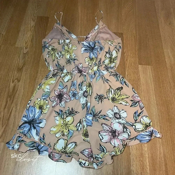 Sienna Sky Floral Jumpsuit in Pastel Hues - Picture 3 of 13